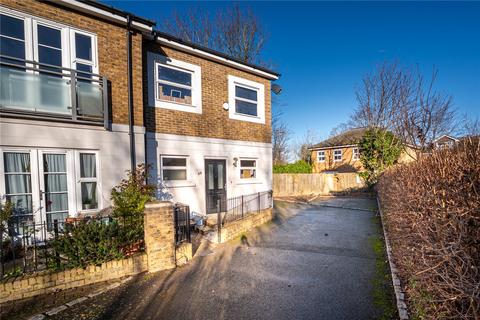 2 bedroom end of terrace house for sale, Candler Mews, Twickenham