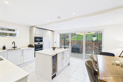 4 bedroom semi-detached house for sale, Hillview Close, Sonning Common, Reading, Oxfordshire, RG4