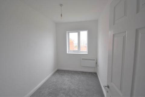 2 bedroom flat to rent, Frances Street London SE18