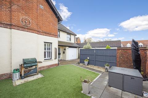 undefined, Swan Court, Cambs PE19