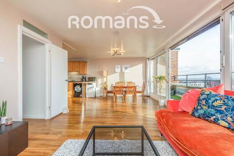 2 bedroom flat to rent, High Kingsdown, Bristol, BS2