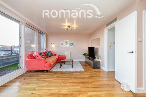 2 bedroom flat to rent, High Kingsdown, Bristol, BS2