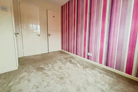 2 bedroom terraced house to rent, Hepworth Road, Abbey Meads, Swindon, SN25