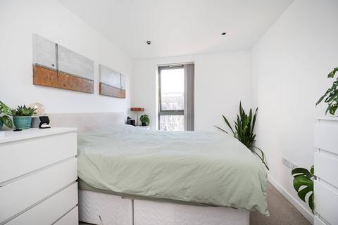 undefined, Essian Street, Tower Hamlets, London, E1