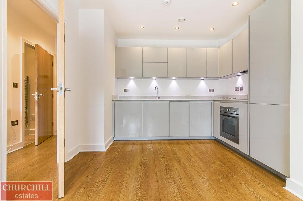 Kitchen (1 of 1).jpg