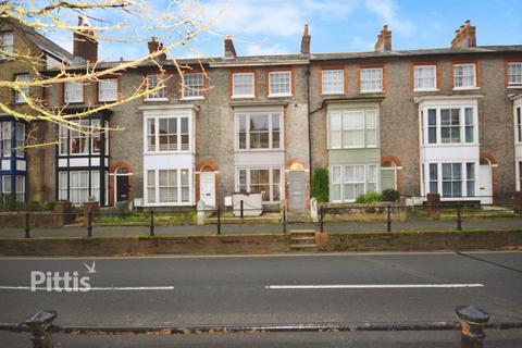 1 bedroom in a house share to rent, Carisbrooke Road Newport PO30