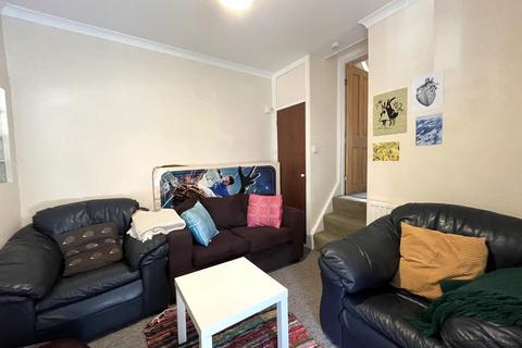 5 bedroom end of terrace house to rent, Trevethan Road, Falmouth
