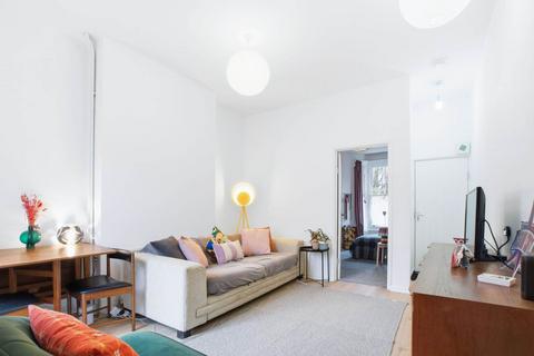 2 bedroom maisonette for sale, Nevill Road, Stoke Newington