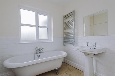 3 bedroom detached bungalow for sale, Bellhouse Lane, Grappenhall WA4