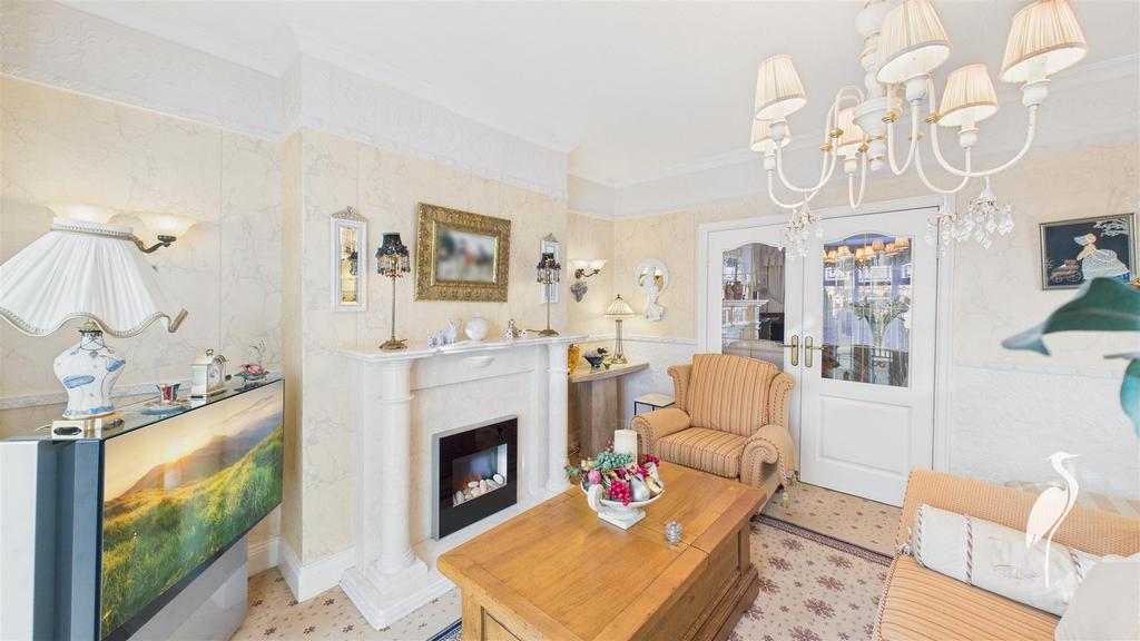 Living/Dining Room
