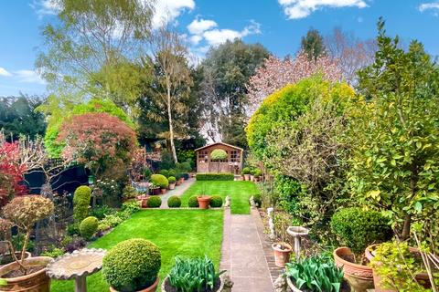4 bedroom semi-detached house for sale, Weston Park, Thames Ditton KT7