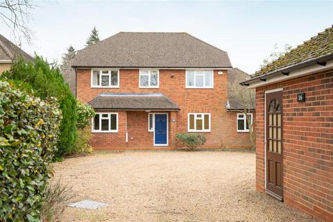 4 bedroom detached house for sale, Locks Ride, Ascot