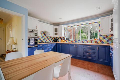 4 bedroom detached house for sale, Locks Ride, Ascot