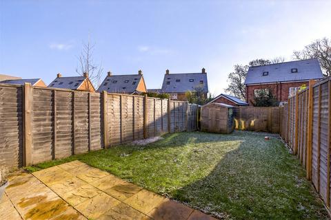 3 bedroom semi-detached house for sale, Daffodil Road, Worthing, West Sussex, BN13