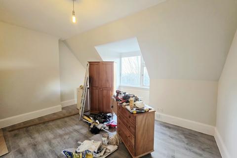 Studio to rent, Hornsey Lane, Highgate, N6