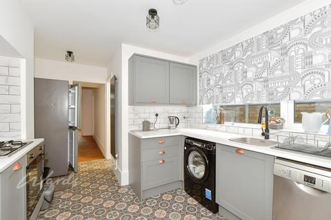 3 bedroom terraced house to rent, Hatfeild Road Margate CT9