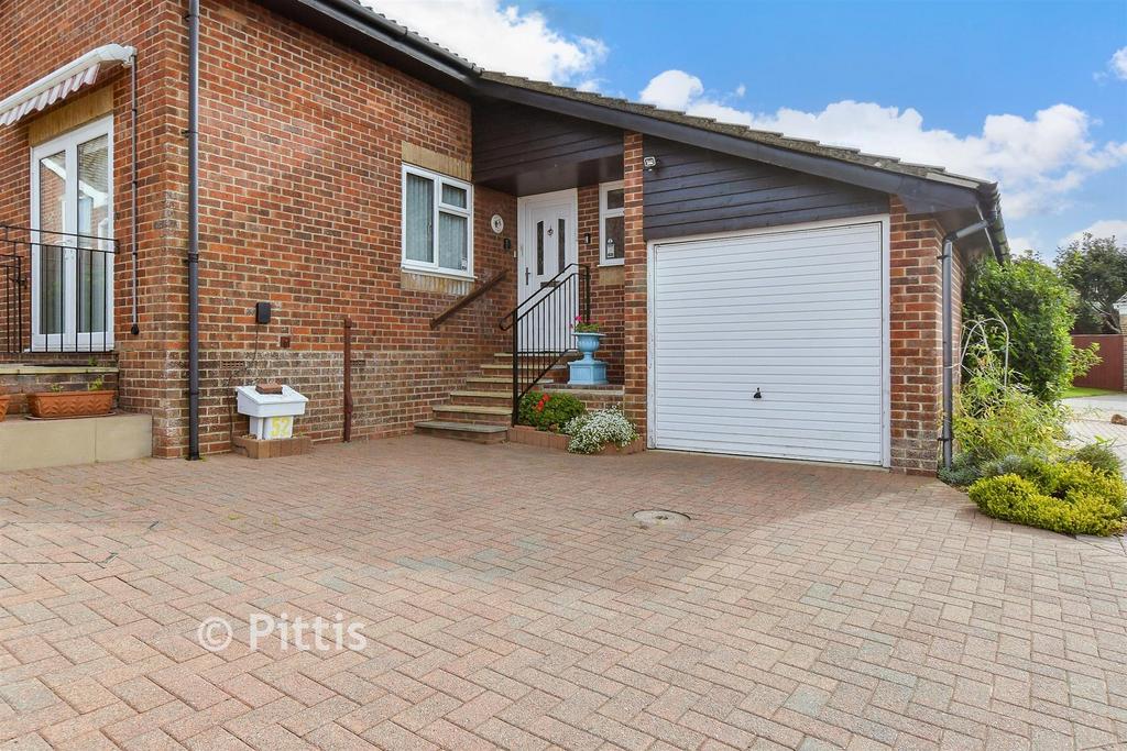 Driveway/Parking