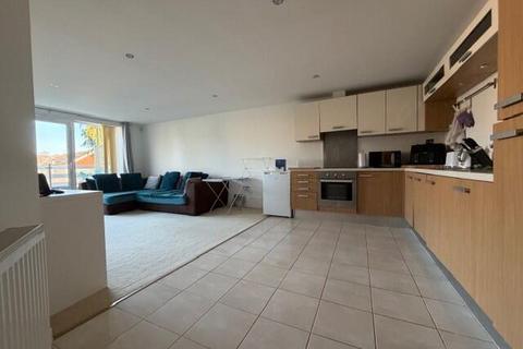 2 bedroom flat to rent, First Floor, Two Double Bedroom Flat Located In Penn Hill