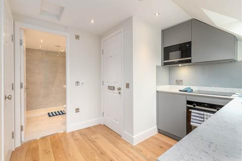 undefined, Thistle Street, City Centre,