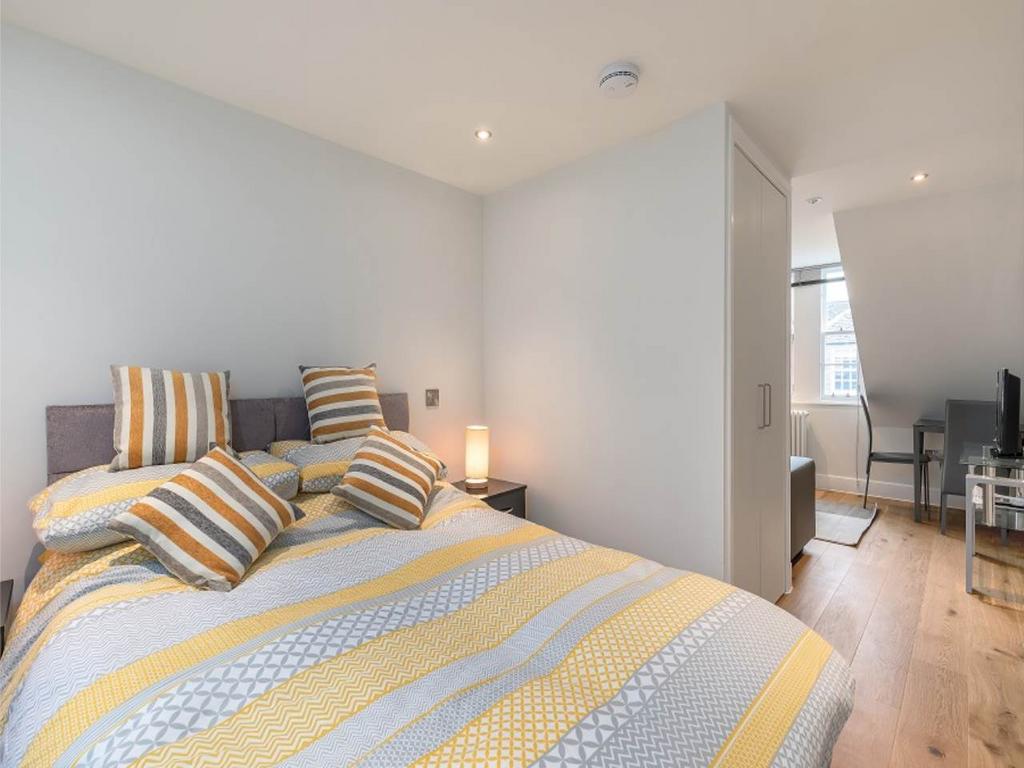 45542 Flat 8 008