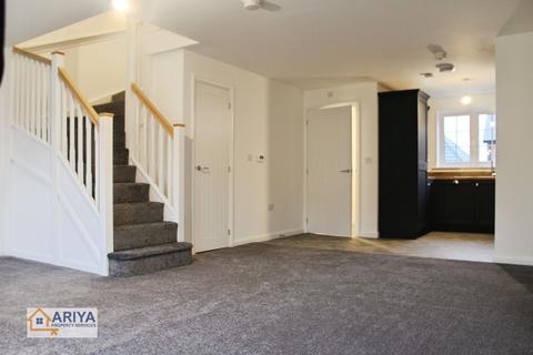 3 bedroom detached house to rent, Chester Avenue, Broadnook Garden Village, Rothley, Leicester LE7