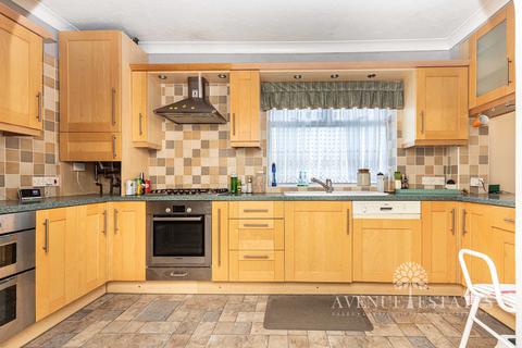 4 bedroom bungalow for sale, Western Avenue, Bournemouth BH10