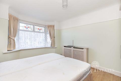 4 bedroom bungalow for sale, Western Avenue, Bournemouth BH10
