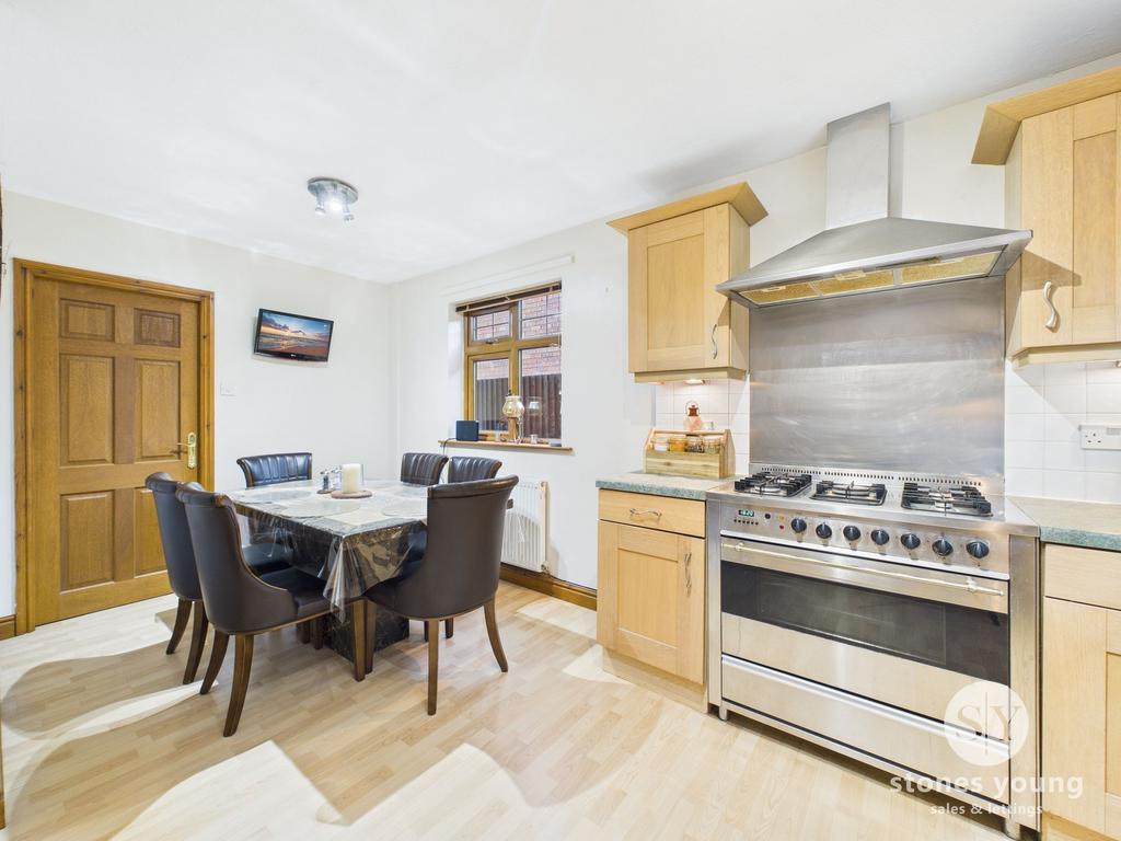 Kitchen / Diner