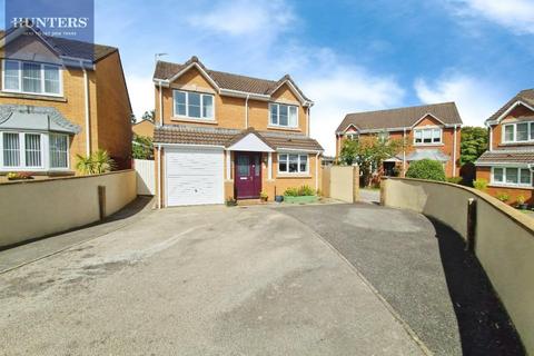 4 bedroom detached house for sale, Ysbryd-Y-Coed, Pen-Y-Fai, Bridgend