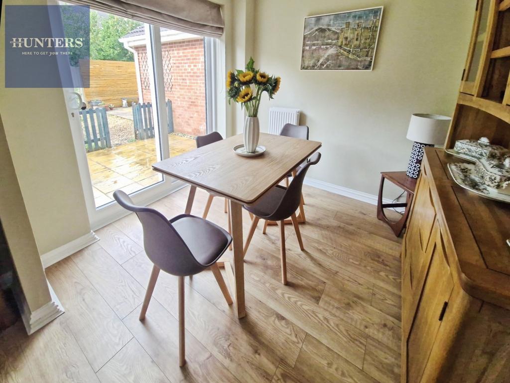 Pbox-dining room-329646.jpg