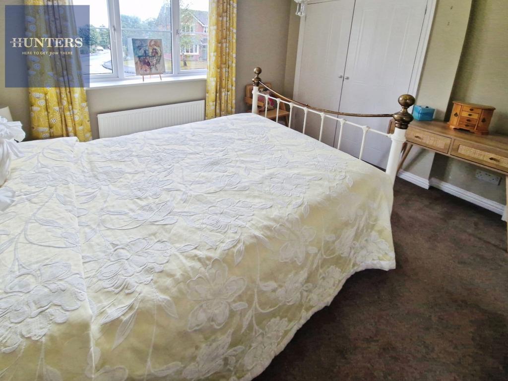 Pbox-bedroom-329646.jpg