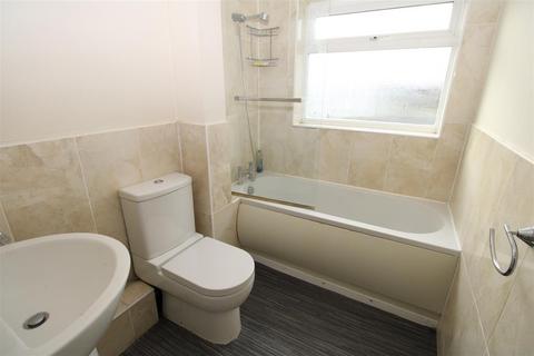 1 bedroom flat for sale, Beauchamp Road, London, SE19