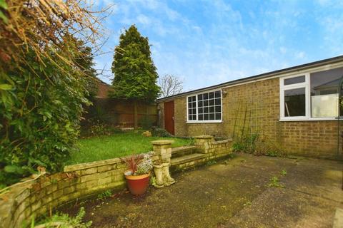 2 bedroom semi-detached bungalow for sale, Hall Road, Sproatley HU11
