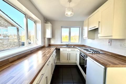 2 bedroom maisonette for sale, Millbrook Avenue, Welling DA16