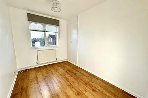 2 bedroom maisonette for sale, Millbrook Avenue, Welling DA16