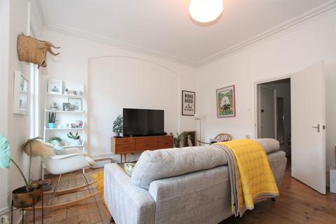 1 bedroom apartment to rent, Topsfield Parade, Tottenham Lane, Crouch End, London, N8