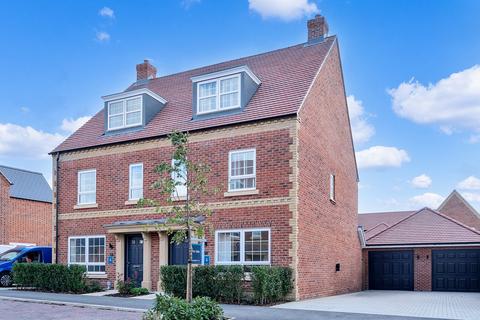 3 bedroom semi-detached house for sale, The Paddocks, Bow Brickhill, Milton Keynes, MK17