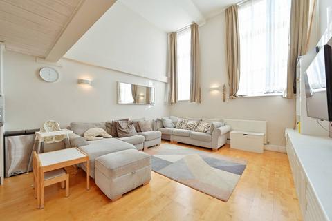 3 bedroom flat for sale, Collage Yard, Watford, WD24