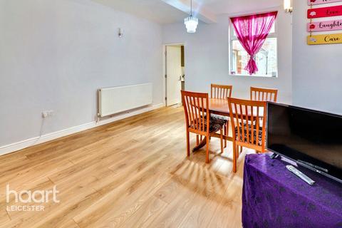 3 bedroom terraced house for sale, Hughenden Drive, Leicester