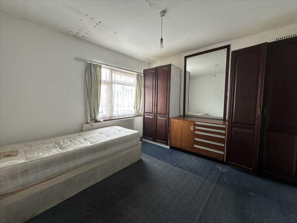 Room 5