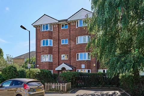 2 bedroom flat to rent, Rossetti Road, London SE16