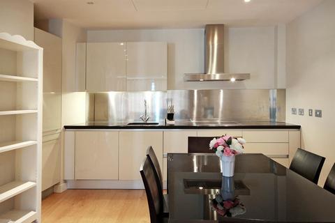 2 bedroom flat to rent, 21 Hepworth Court30 Gatliff RoadLondon