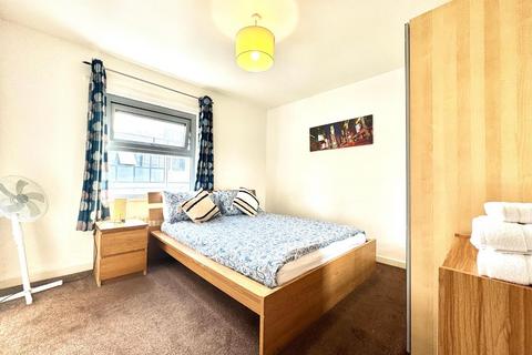2 bedroom flat for sale, 56 Watney Street, London E1