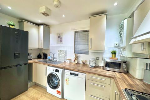 2 bedroom flat for sale, 56 Watney Street, London E1