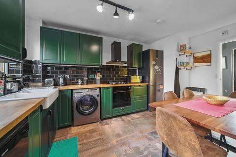 undefined, Abbott Road, London E14