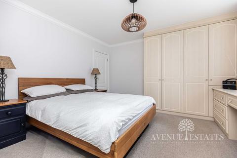 undefined, Queens Park Avenue, Bournemouth BH8