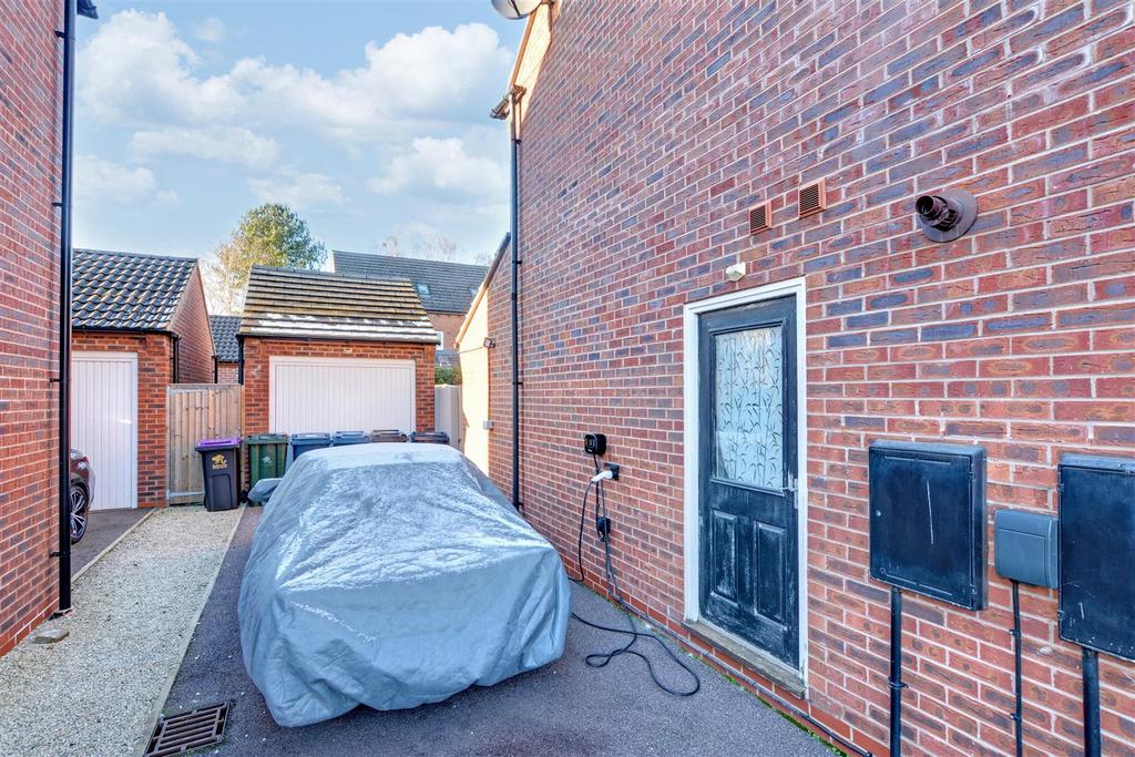 Garage.jpeg