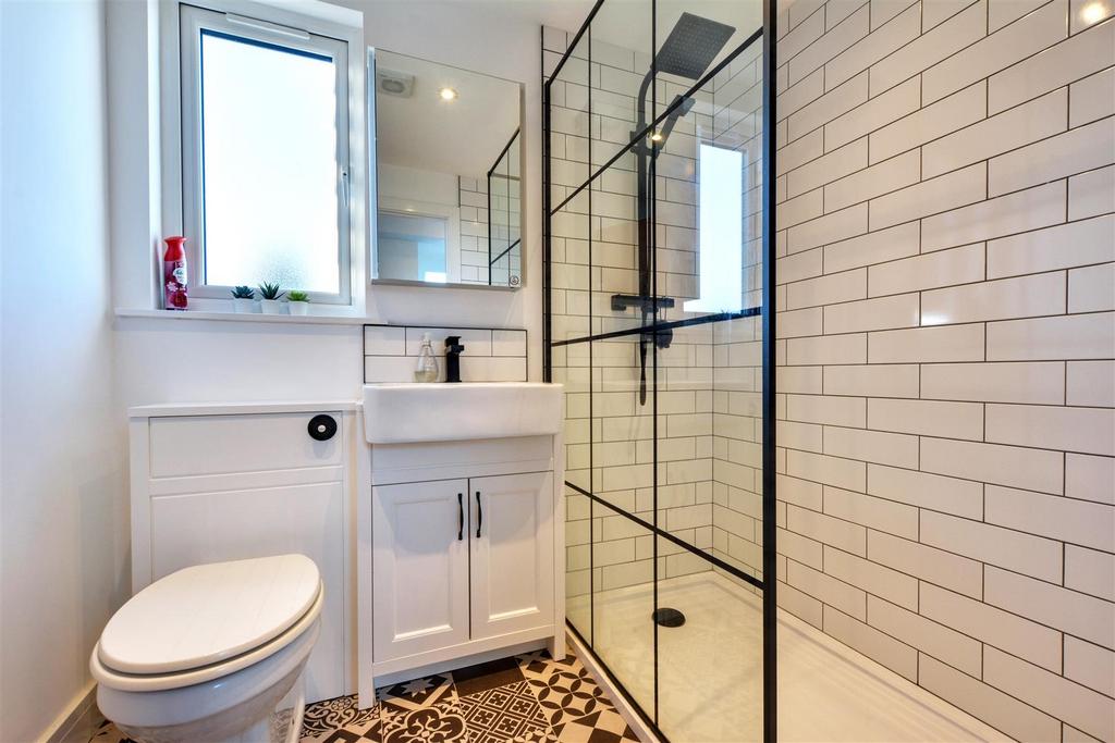 Shower Room 2.jpeg