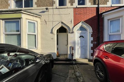 Studio to rent, Room 3, 119  Lincoln Road, Peterborough, Cambridgeshire