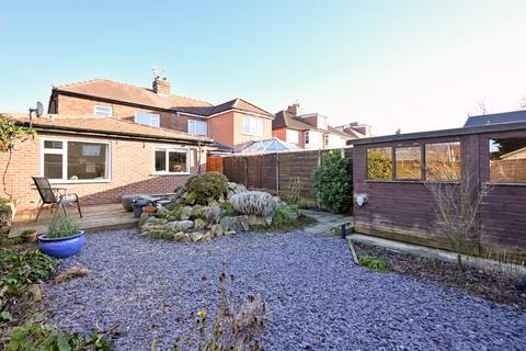 4 bedroom semi-detached house for sale, Penyghent Avenue, York, YO31